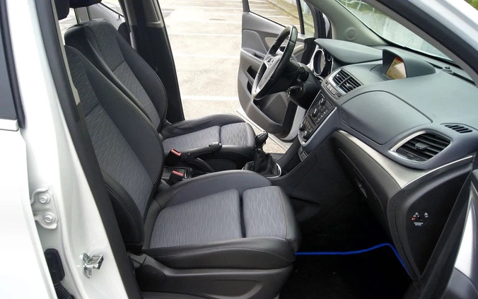 Opel Mokka cena 46500 przebieg: 162470, rok produkcji 2015 z Radom małe 497